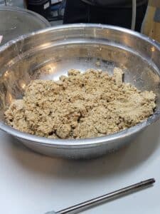 Le nuruk permet la fermentation des sucres du riz pour produire l'alcool