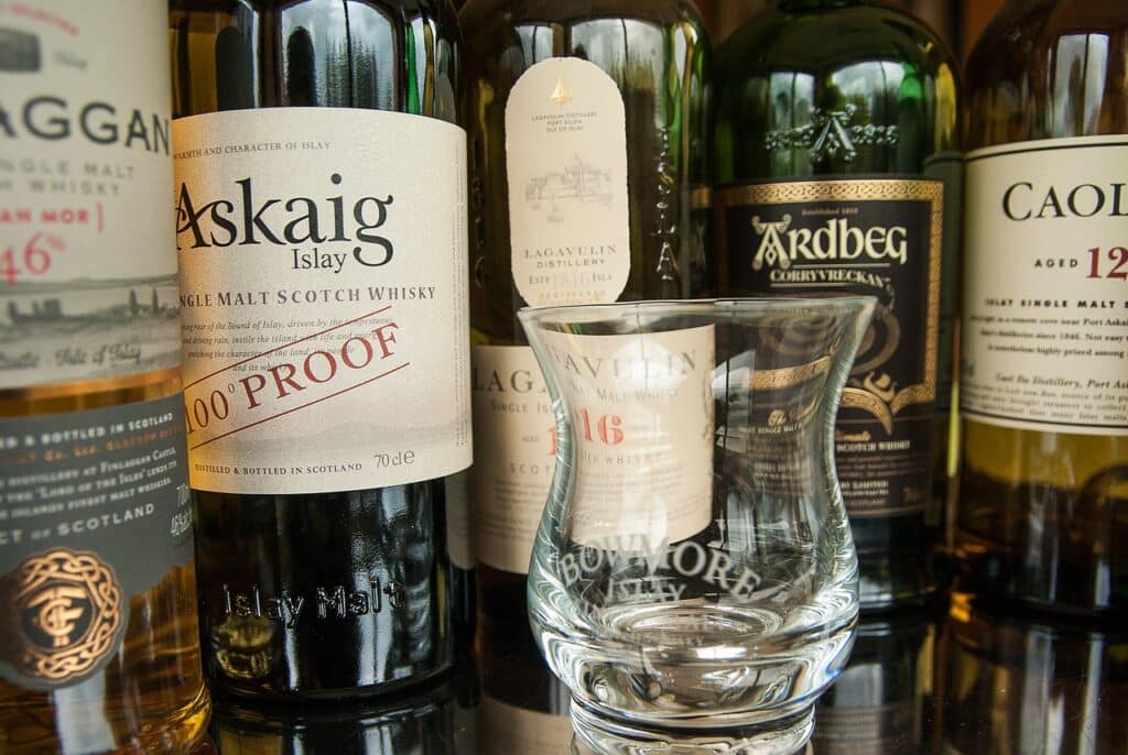 Quel whisky offrir à un amateur de whisky écossais ? - WhiskyBox